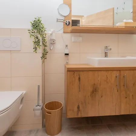 Schoenfelderhof Homestay Schonfeld im Marchfeld